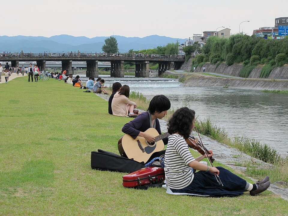 A downtown section of the Kamogawa River in Kyoto: perfect for information overload recovery!